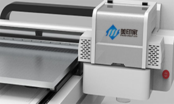 UV-Digital-Tintenstrahl-Drucker-Desktop Uv Inkjet-Drucker mit Überdruck-Farbkasten