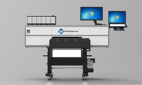 DTF-Transferdrucker vor sieben Druckdüsen getrocknet